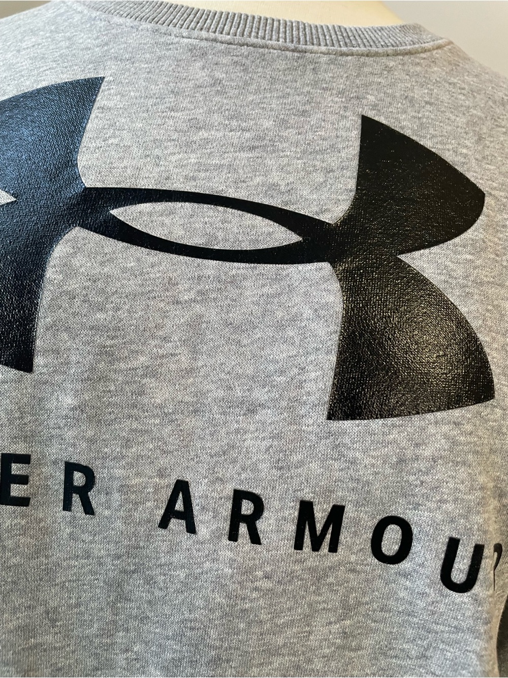Under Armour Grey Crewneck Sweatshirt - Men's Size Medium - Logo Big - Picture 6 of 8